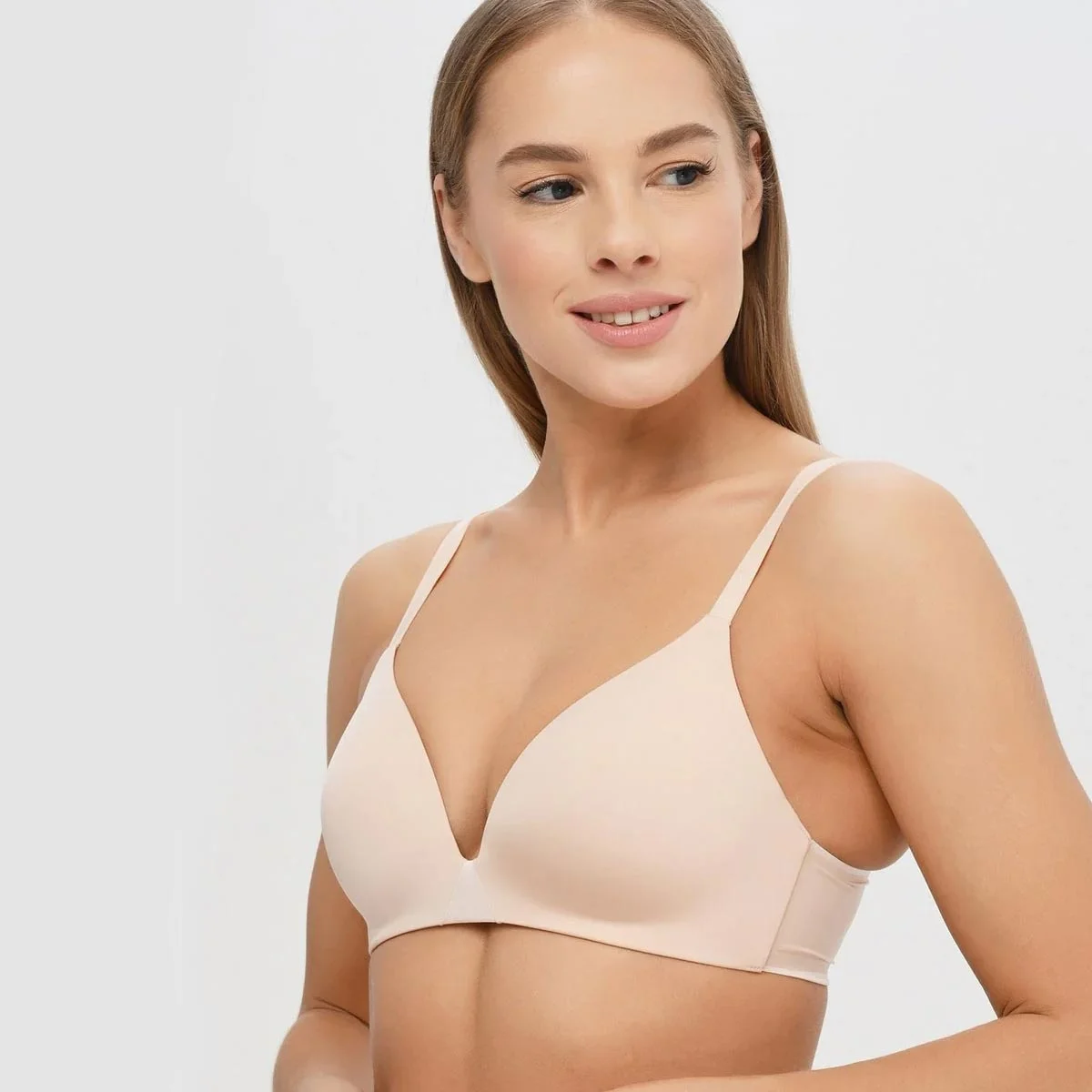 Бюстгальтер із трикутними чашками Essential — Chantelle - Зображення 4