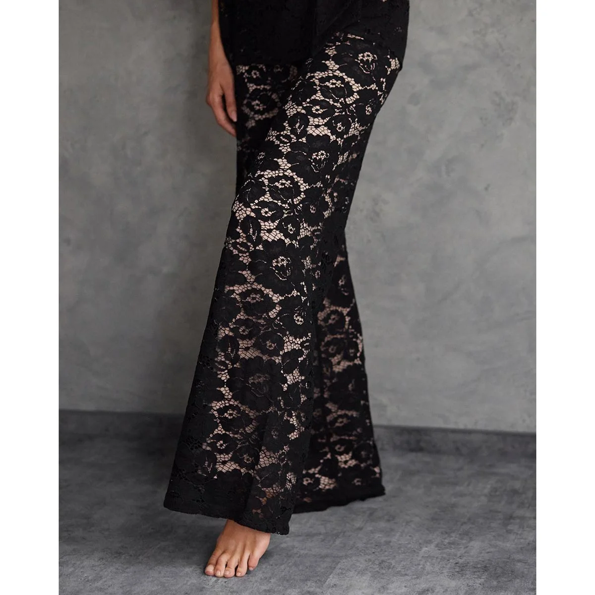 Жіночий костюм гіпюровий Felena – Black Flower - Зображення 3