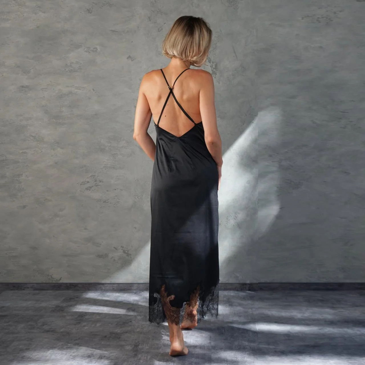 Довга шовкова сорочка Felena - Black Onyx - Зображення 2